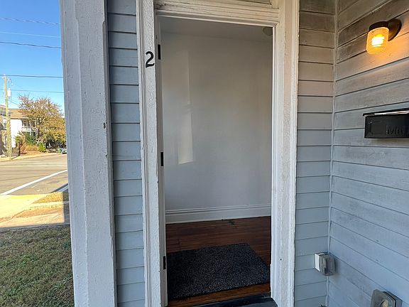 2nd image of 521 N 29th St APT 2