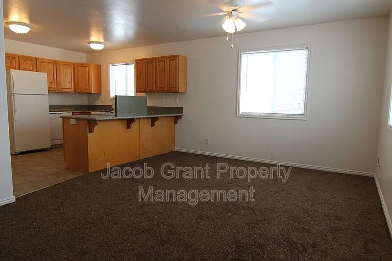 Building Photo - 2541 Pumice Dr #4