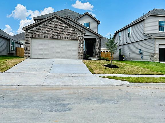 2nd image of 8324 White Pine Dr