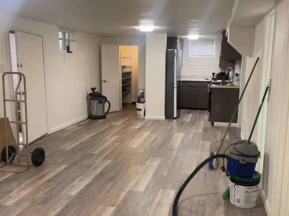 8729 W 54th Pl APT B, Arvada, CO 80002