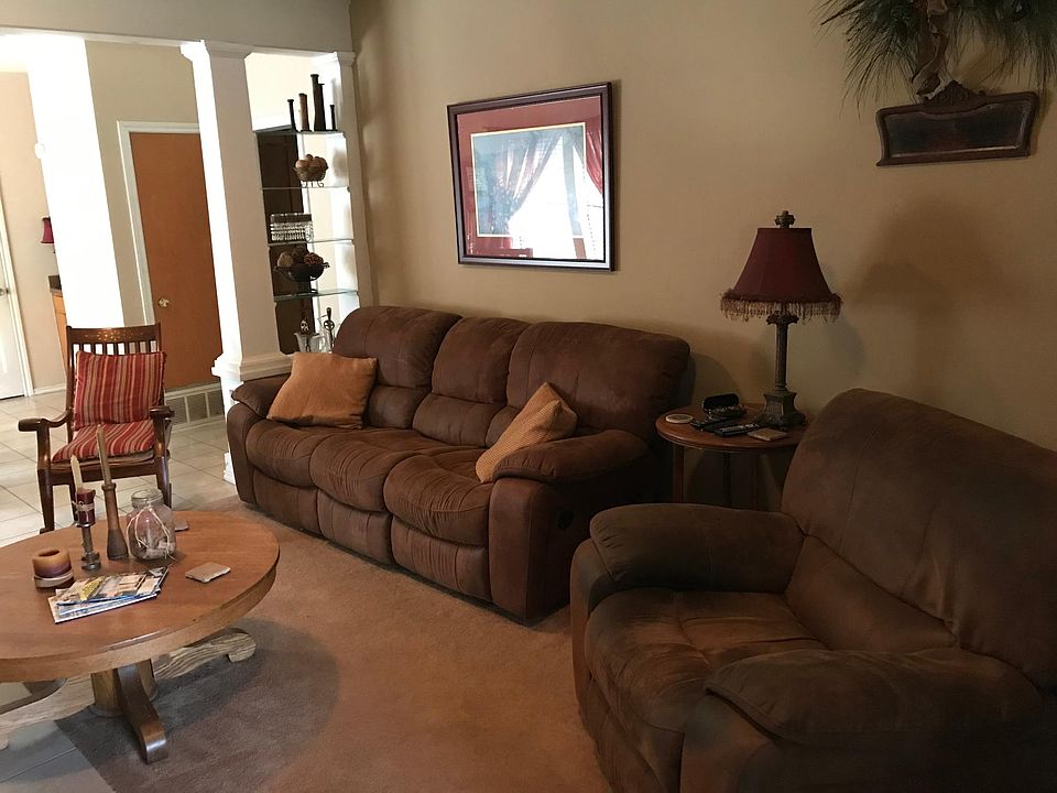 1st image of 3832 Clarke Ave #1