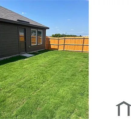1840 Sanderling St — Photo 18