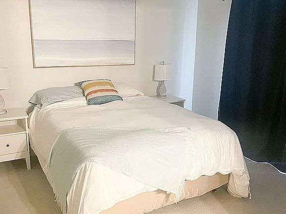 Bedroom #1 w/bathroom