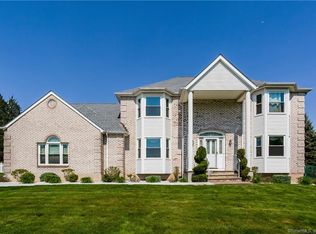 46 Colonel Chester Dr, Wethersfield, CT 06109