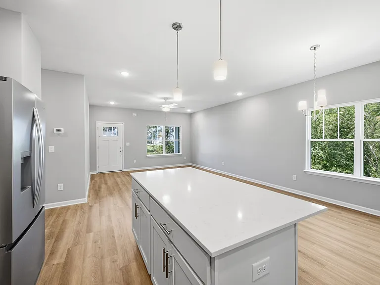 112 Bell Cir #A — Photo 8