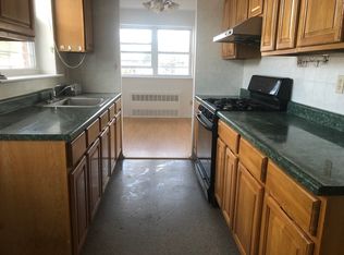 40 Rutherford Pl #2, Brooklyn, NY 11214