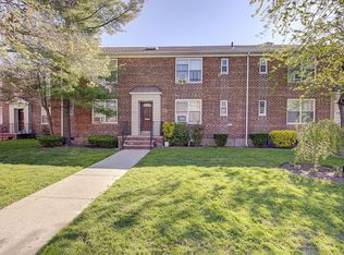 35-21 205th St #313, Queens, NY 11361