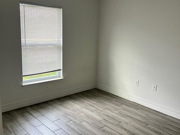 2nd image of 165 Meadow Rd #1