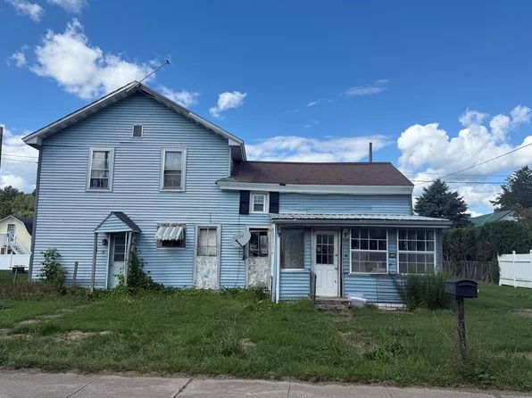 8 Center St, Tioga, PA 16946