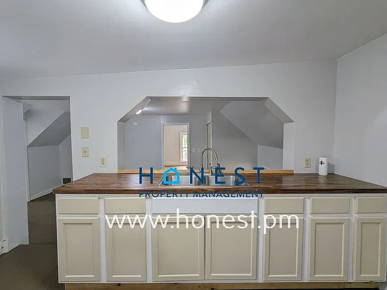 36 Prospect St #2 — Photo 4