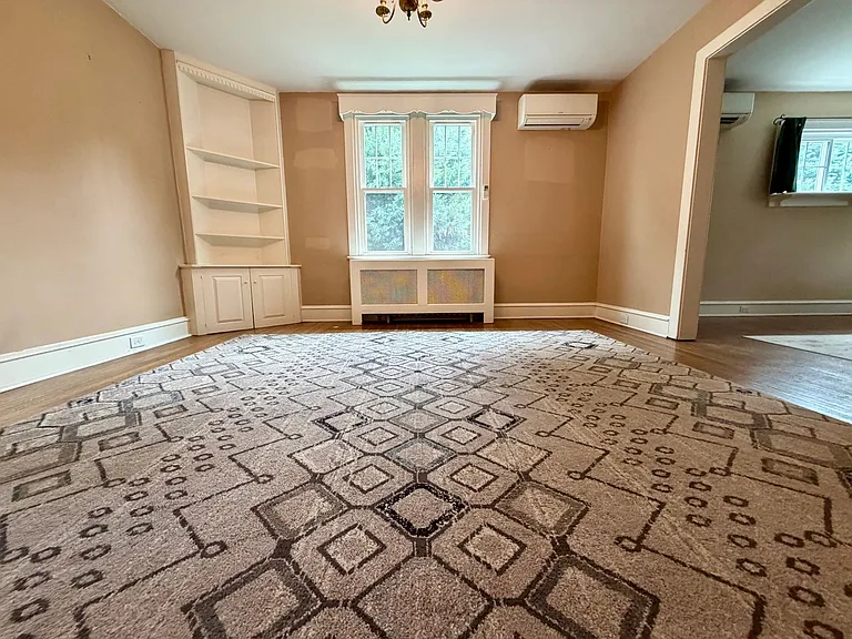 25 N Concord Rd — Photo 9