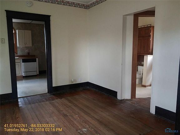 5th image of 1233 E Main St #2
