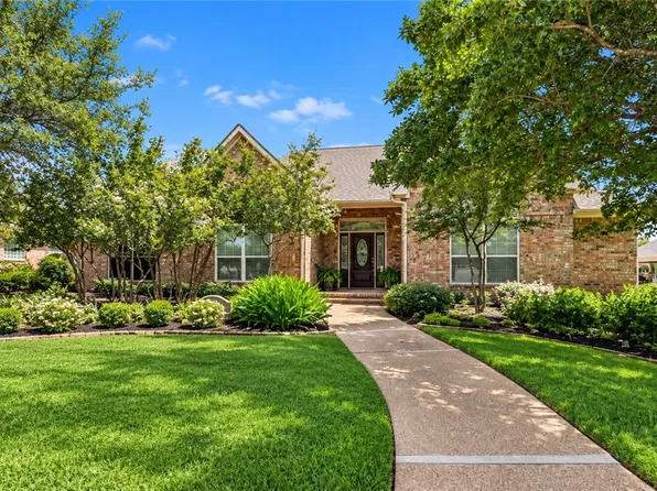 8411 Whiterose Ct, College Station, TX 77845