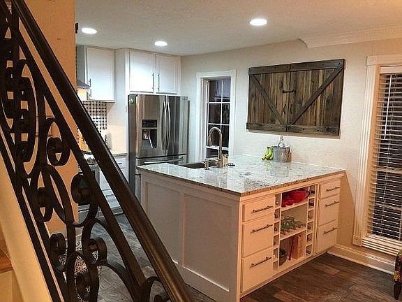 4th image of 2415 Kingston St #1
