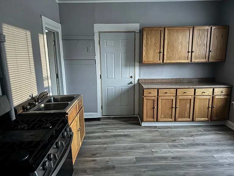 816 Hamilton St — Photo 5