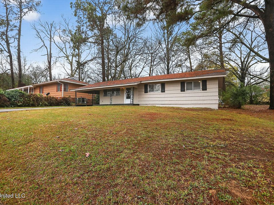1st image of 227 Queen Anne Ln