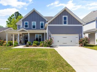 34 E Cloverfield Ln, Hampstead, NC 28443