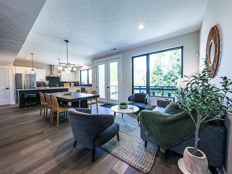 366 Zimpfer St — Photo 13