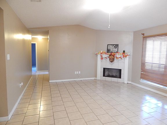 5th image of 11981 Summerhaven Cir