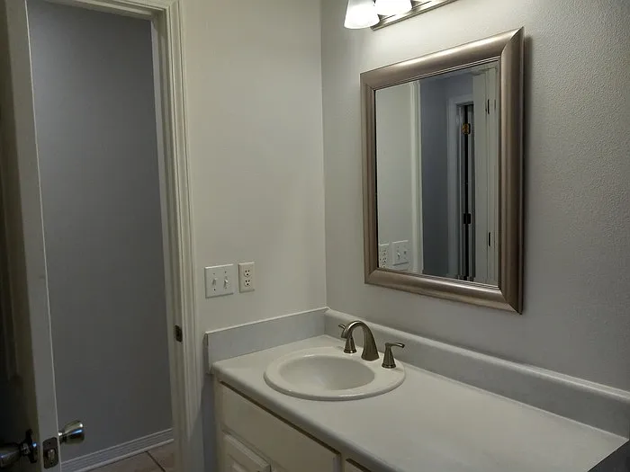 6787 Rickwood Dr — Photo 15