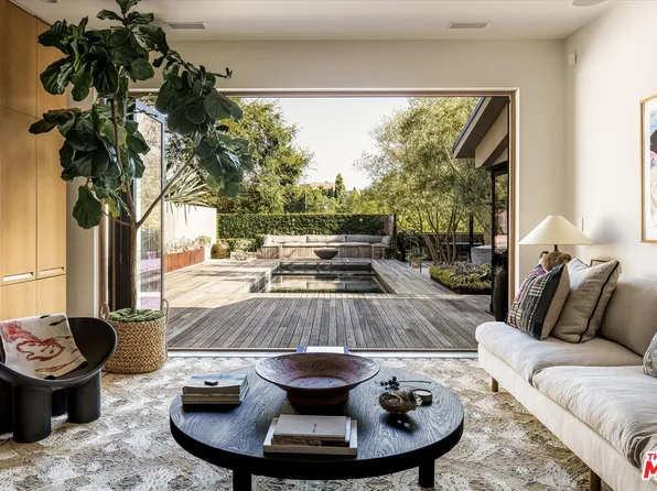 8466 Brier Dr, Los Angeles, CA 90046