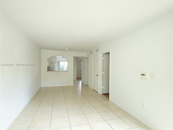 3rd image of 940 NE 33rd Ter Unit 102