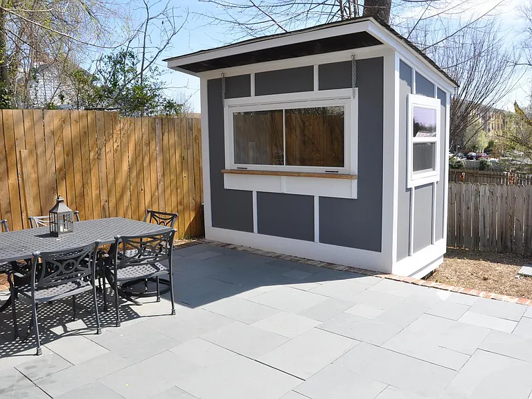 827 Nalle St — Photo 30