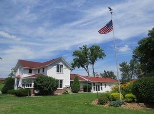 538 N Main St, Poynette, WI 53955