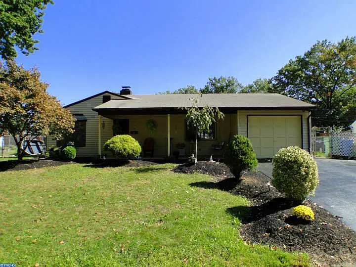 36 Outlook Ln photo 1