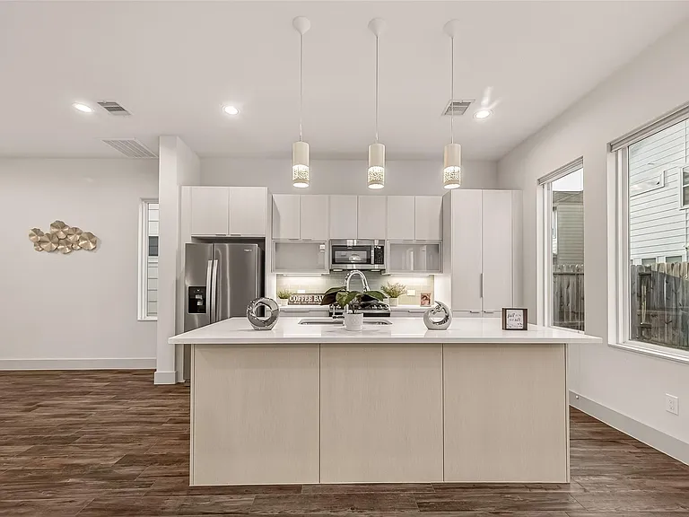4418 Bora Bora Ln — Photo 16