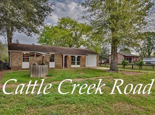 35206 Cattle Creek Rd, Hempstead, TX 77445