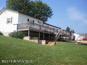 3rd image of 85 Applewood Dr