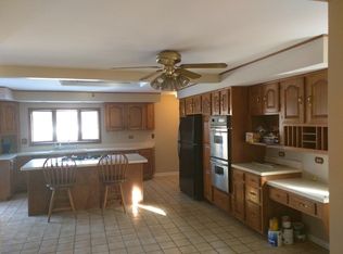 70 Center Ave, Wheeling, IL 60090