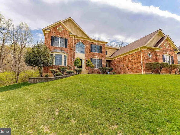 40 Lenfant Ct, Glen Mills, PA 19342