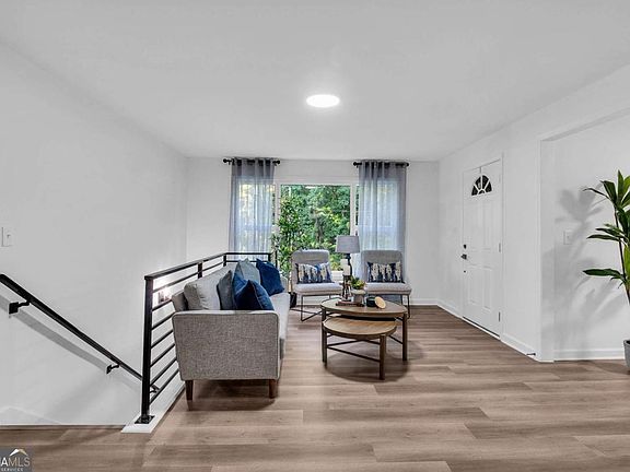 4th image of 3951 Covered Bridge Rd SW