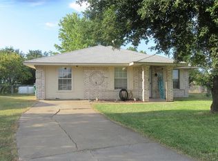 225 Briar Creek Dr, Crandall, TX 75114