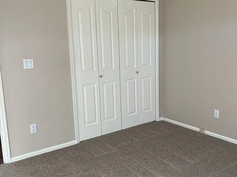 66 Wild Rose Dr — Photo 7