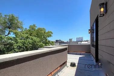 Rented by Rennit Inc.