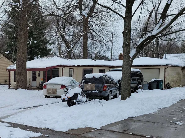 1865 Van Courtland Dr, Troy, MI 48083