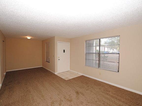 2nd image of 467 Crabapple Ct #A