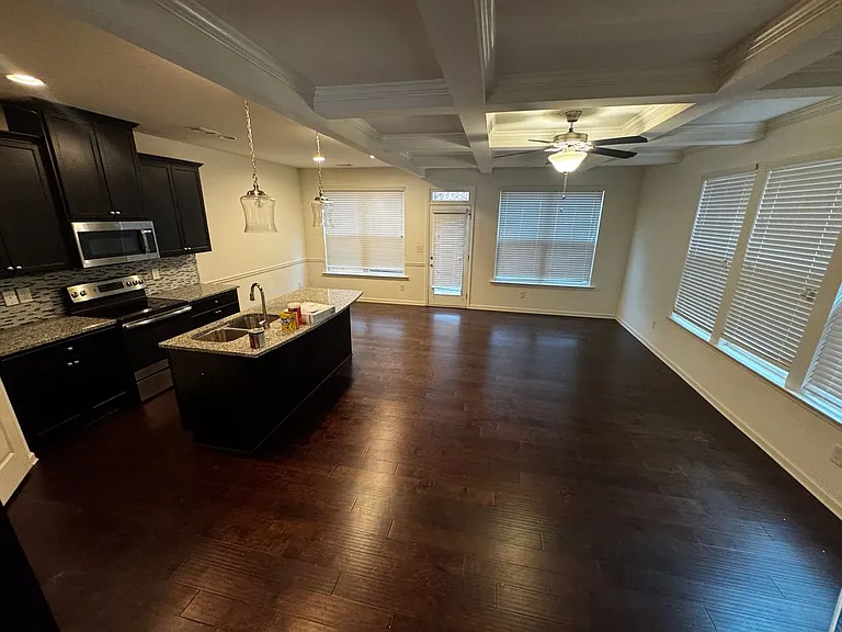 2901 Emme Ct — Photo 7