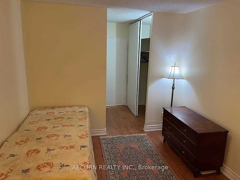 7811 Yonge St #805 — Photo 15