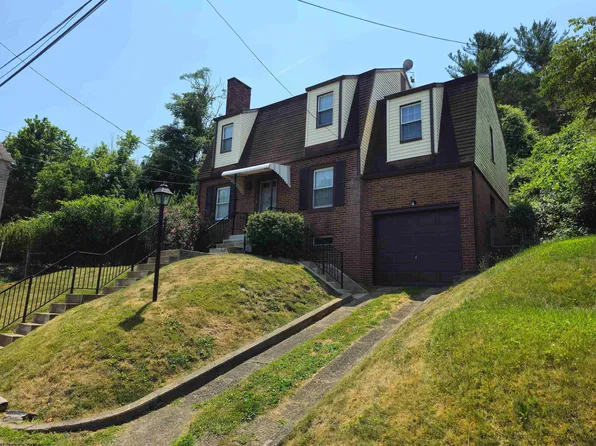 10 Davis Pl, Clarksburg, WV 26301