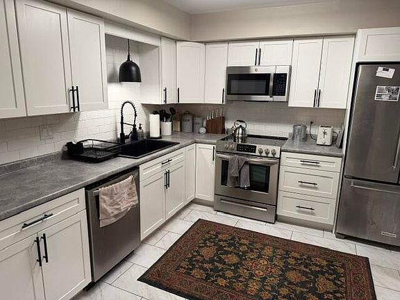 3rd image of 42 Maryland Rd