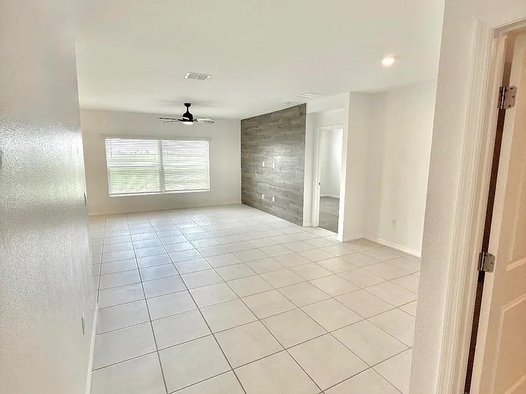 5315 Tuscany Ln — Photo 3