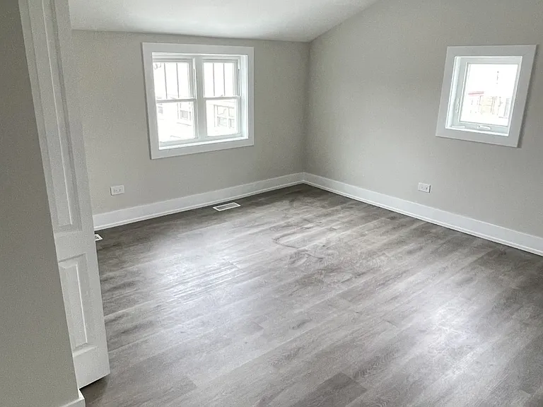 5137 S Newland Ave #N — Photo 6