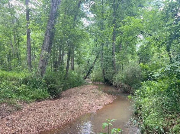 453 E Stamp Creek Rd, Salem, SC 29676