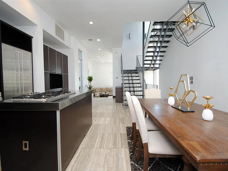 4118 Floyd St #A — Photo 9