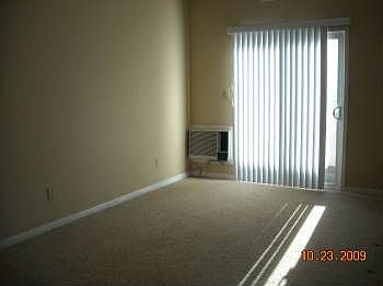 4th image of 69 Monte Verano Ct