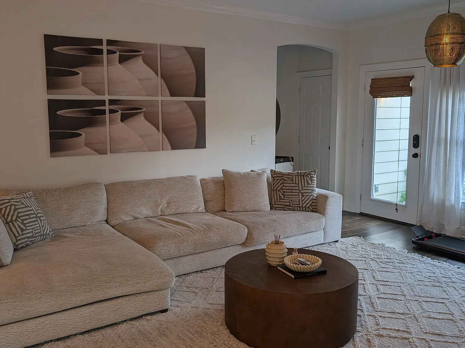 3 bed, 1660 sqft, $3,500 — Photo 3
